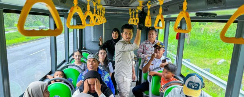 Operasional Bus Trans Jatim Koridor II Molor ke Akhir Oktober