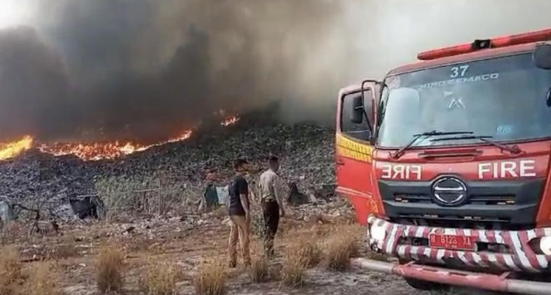 Kebakaran Jatibarang Semarang Meluas 10 Hektare