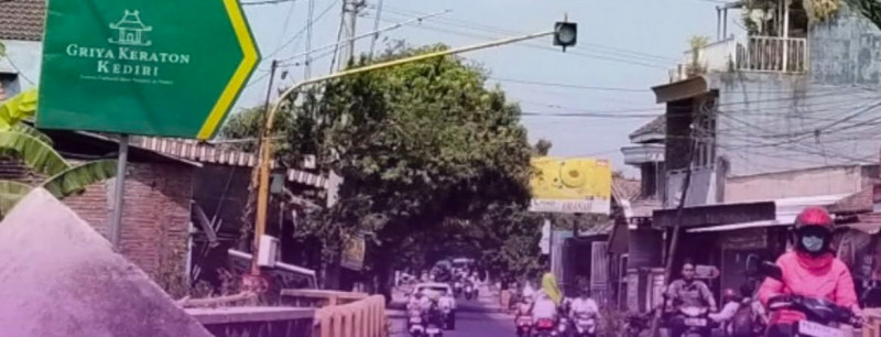 Jembatan Sobo Di Kediri Diperlebar 3 Meter,Proyek Rp750 Juta Ditarget Rampung Bulan Desember