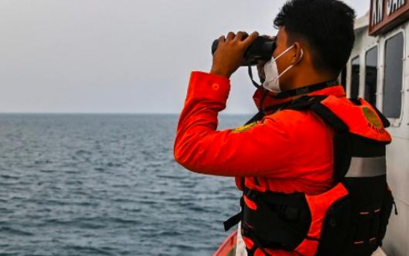 Gunung Anak Krakatau Erupsi Sembilan Kali,Status Naik Dari Waspada Menjadi Siaga