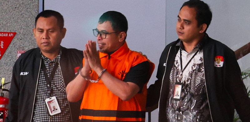 Terjaring OTT KPK, Bupati Bolmut Sirajudin Ditetapkan Jadi Tersangka