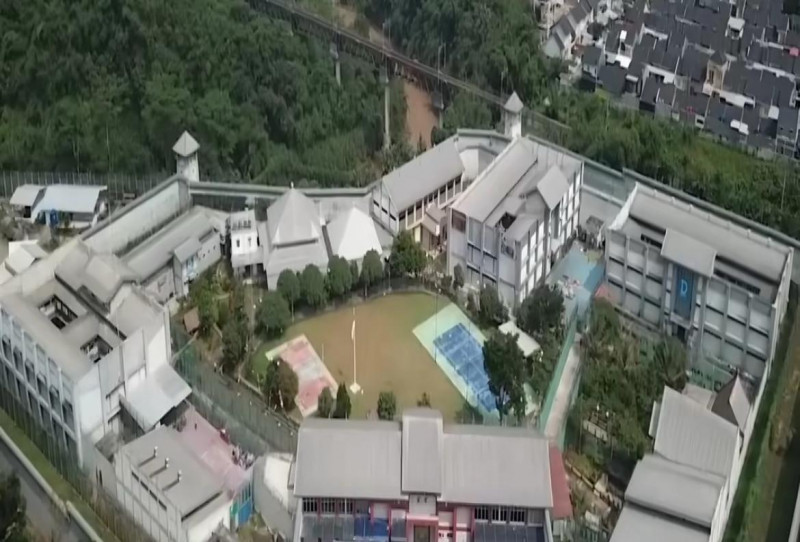 Geger! Ombudsman Bongkar Kamar Semi Apartemen Mewah di Lapas Cibinong, Ada Kulkas, TV 45 Inch Hingga Miras